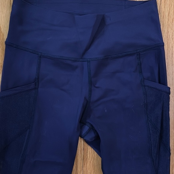 Lululemon 6 Fast As Light Crop Emperor Blue Leggings great pre owned condition - Picture 3 of 8